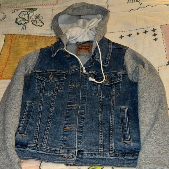 Levi's Jackets & Blazers - Levis Women's Hybrid Denim Hoodie Trucker Jacket